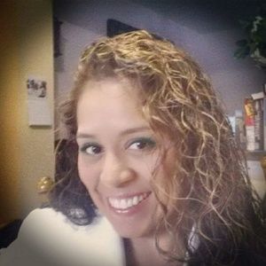 Meet your Posher, Ines